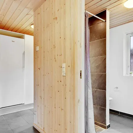 18 Person In Holiday home